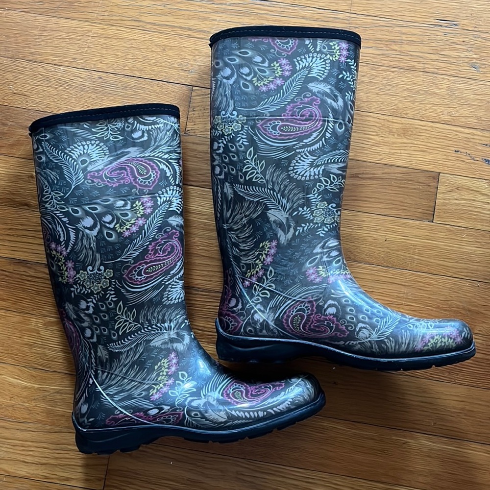 REI Kamik Green Paisley Rainboots